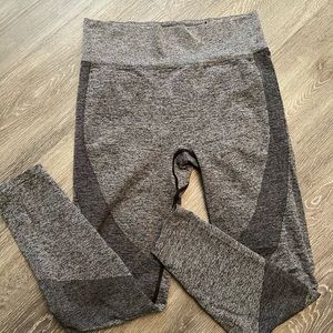 Victoria’s Secret PINK Active Wear Leggings